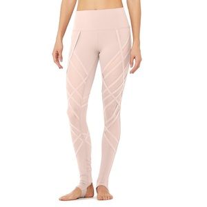 BNWT Alo yoga high waisted pink stirrup leggings